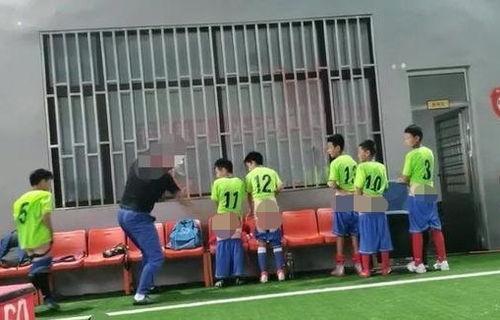 足球教练直播爆料视频,足球场上的战术与心理策略